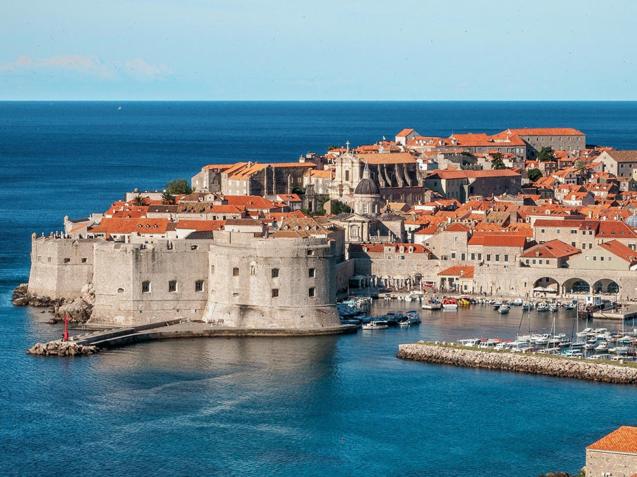 Kroatien Dubrovnik Stadtmauer