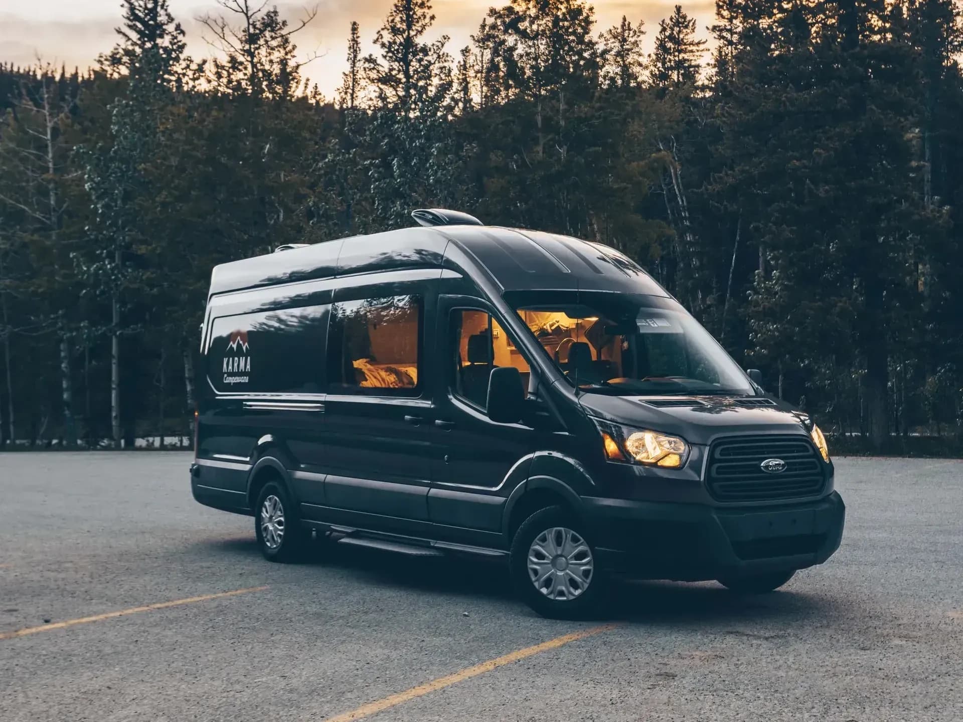 Kanada, Karma Campervans, 4-Seater, Ansicht