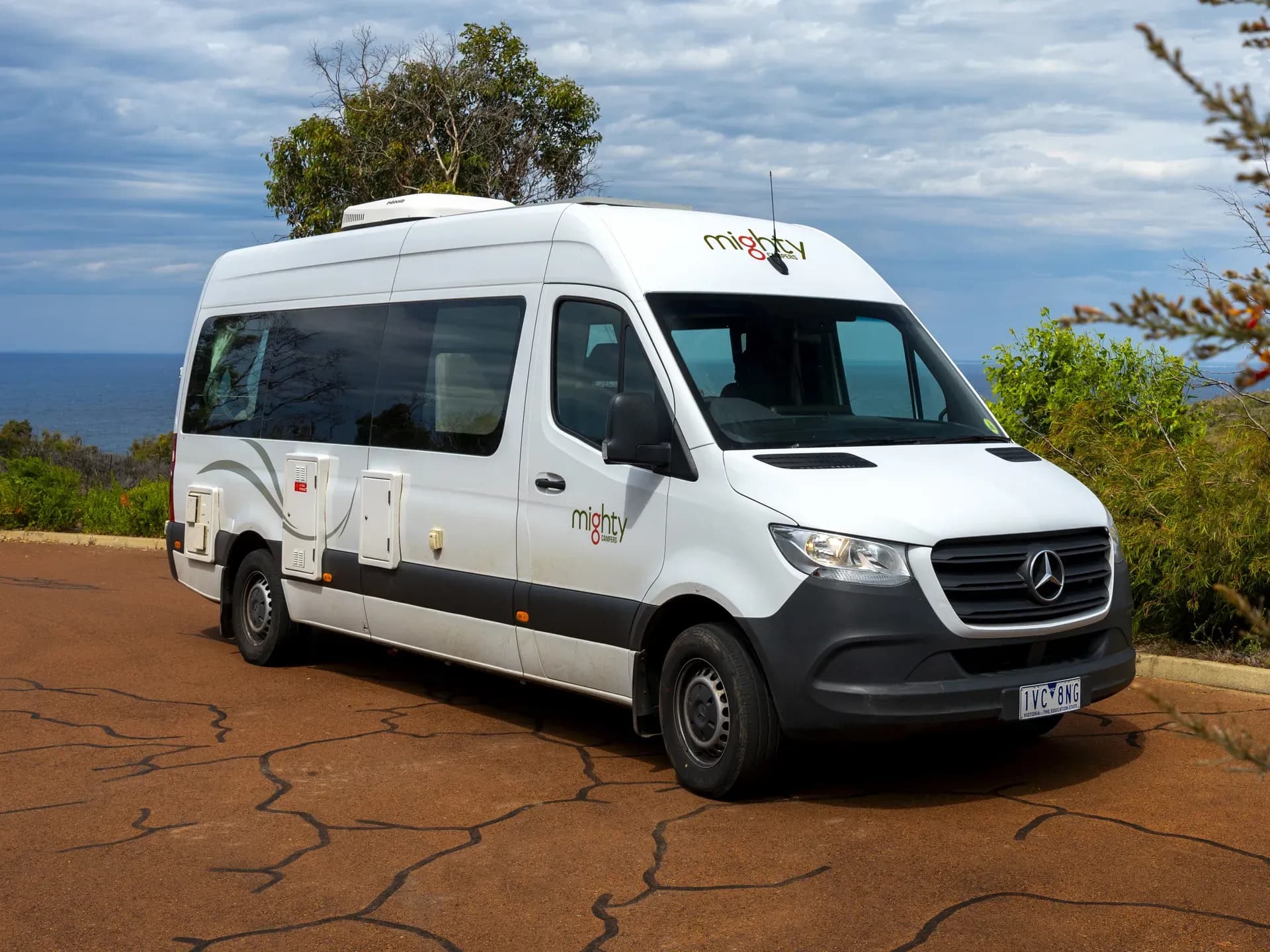 au, mighty motorhomes, deuce plus, anischt vorne