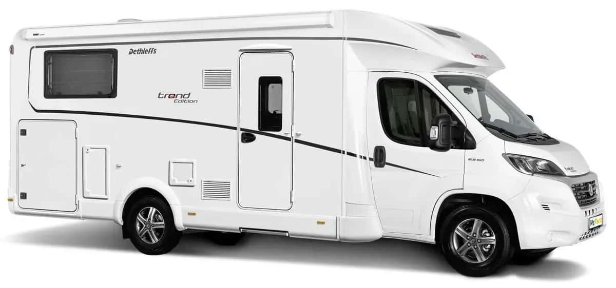 Island, Europa, McRent, Family Standard, 4 Personen Premium Wohnmobil, Außenansicht weiß