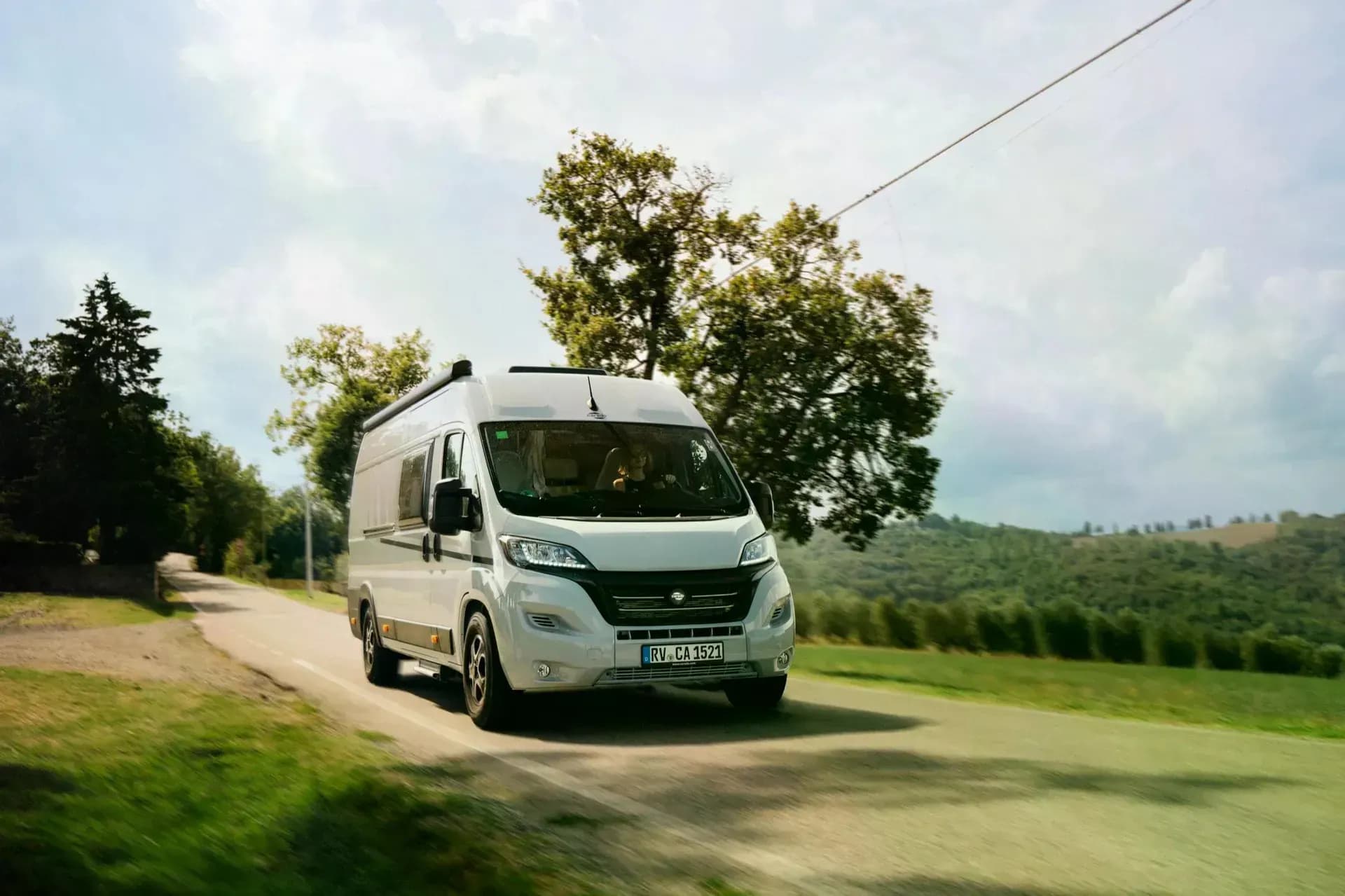 Touring Cars Van, Kompaktcamper, Camper mieten Europa, Camping, Island