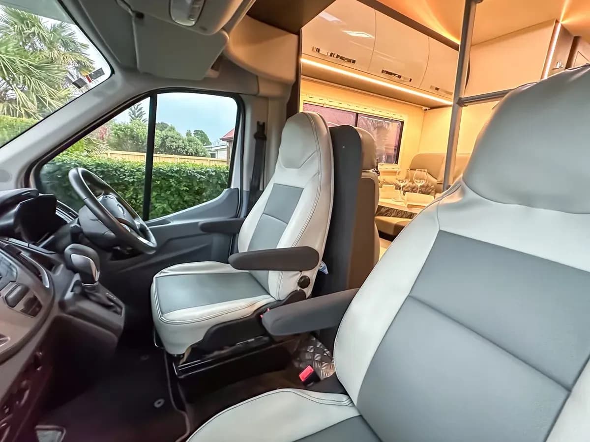 Global Wheels 6-Berth