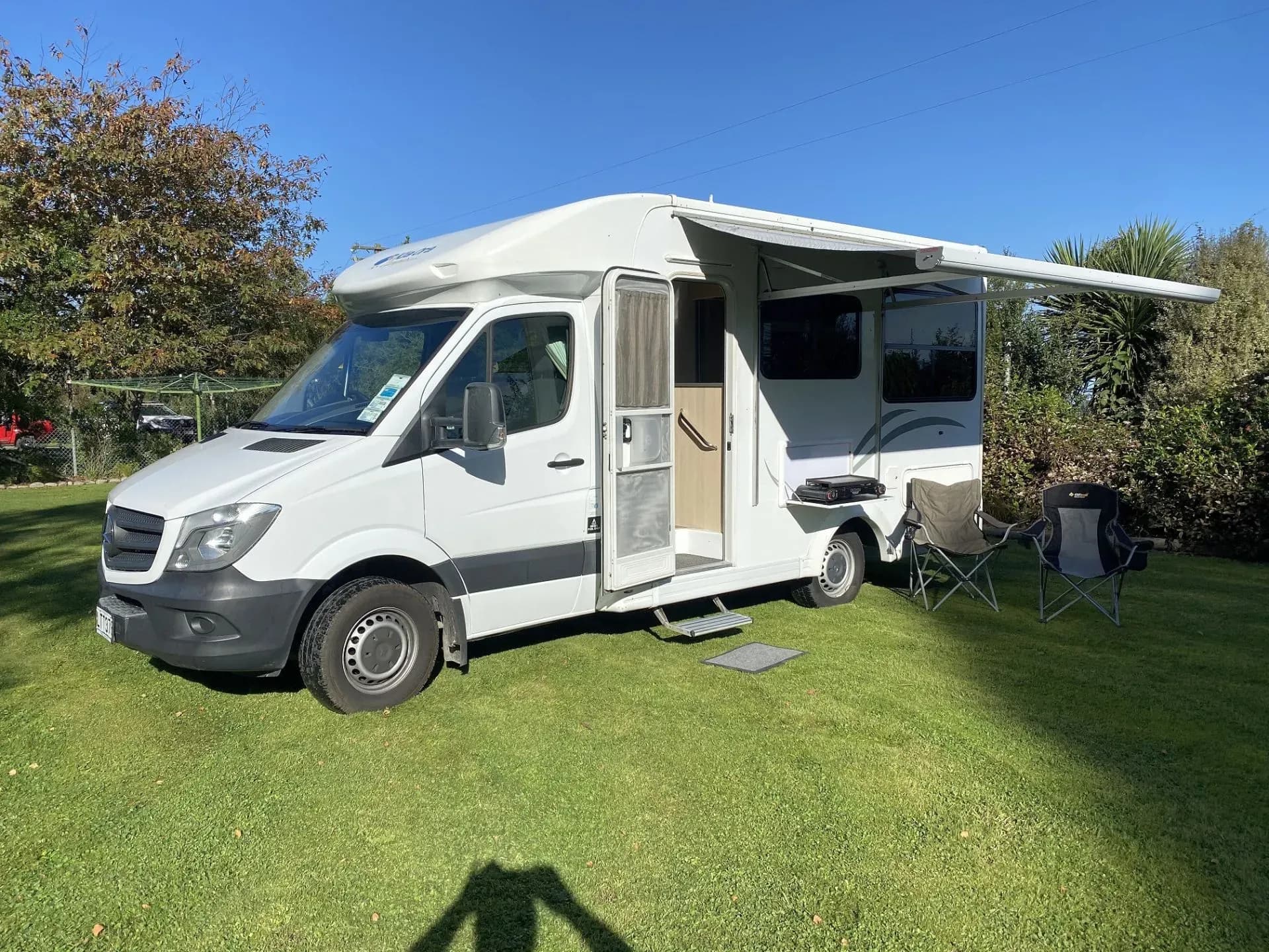 Den Kia Ora Cascade für vier Personen in Neuseeland günstig mieten mit CamperOase!