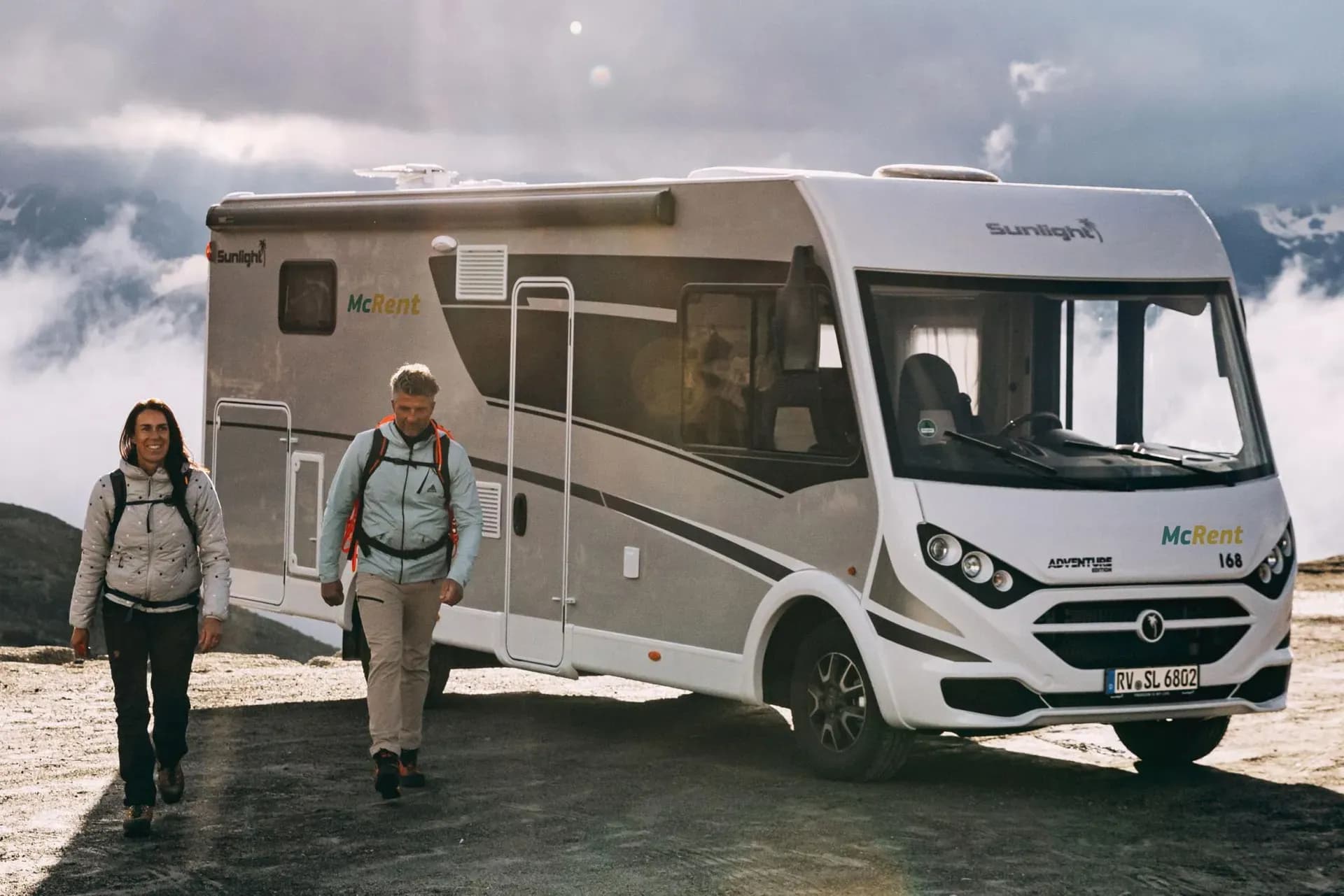 McRent, Comfort Luxury, Neuseeland, Außenansicht szenisch, Wohnmobile günstig mieten