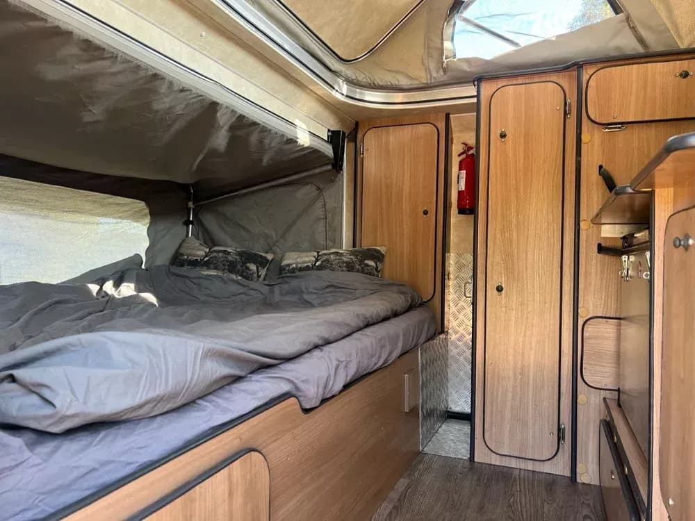 Südafrika, Berg 4x4 Rentals, Deluxe Camper, Bett