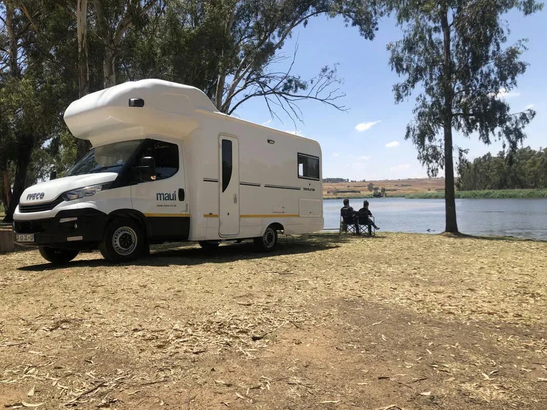 maui m6b mieten, maui iveco wohnmobil mieten, 6 bett wohnmobil südafrika, südafrika wohnmobil mieten, Camping, Campingtisch, Campingstuhle