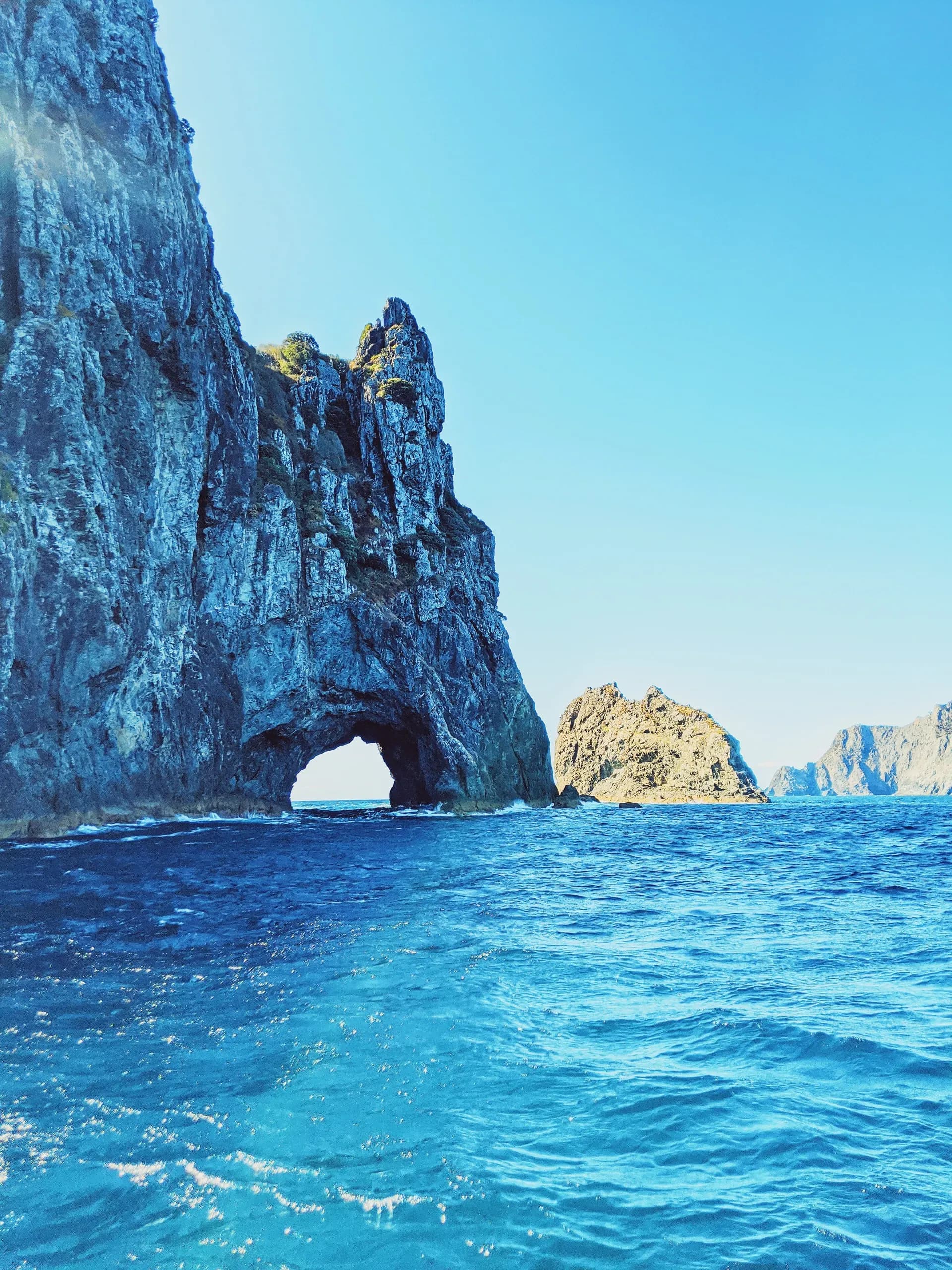 Hole in in the Rock, Felsen Bay of Islands, Cape Brett, Piercy Island, Bootstour Bay of Island