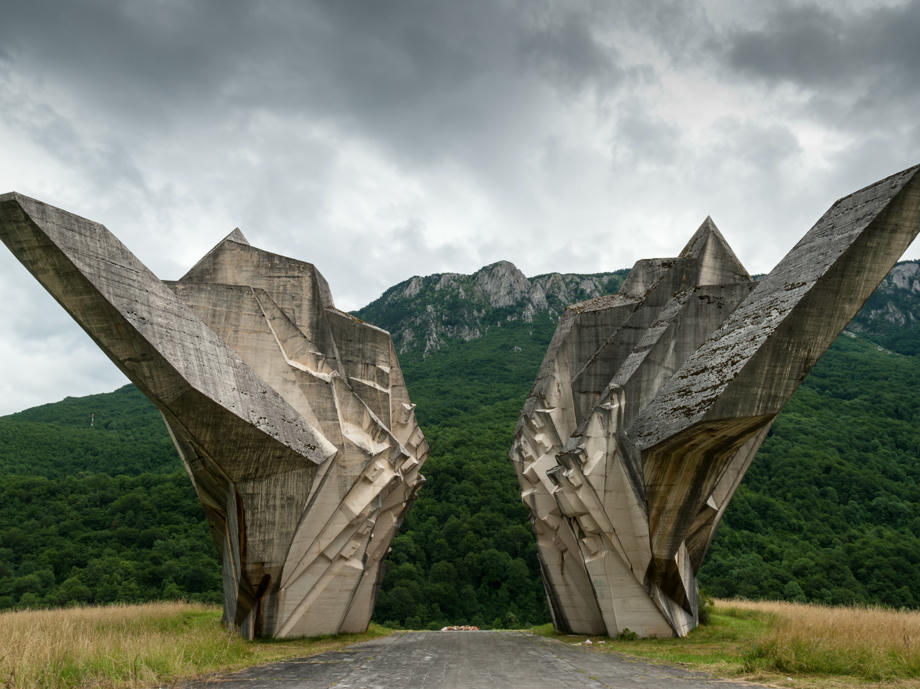 Tjentiste Bosnien, Denkmal Bosnien, Sutjeska Nationalpark, Camper Reise Bosnien