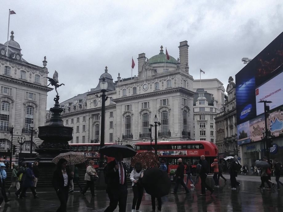 Wetter England, Wetter London, Regen Picadilly Circus