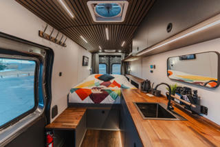 Vorschaubild, Kanada, Karma Campervans, Deluxe Karma Van