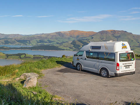 Ein Wohnmobil beim Freedom Camping in Neuseeland