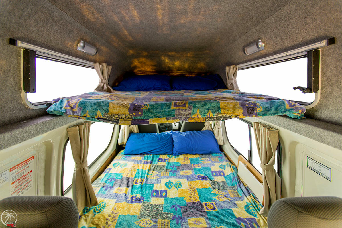 Hippie Hitop 4 Bett Camper Neuseeland Bett oben