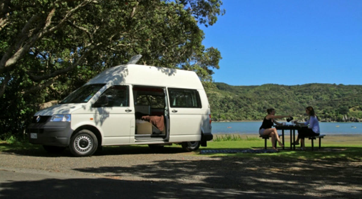 Kiwi Dart 2 Bett Camper, günstiger Urlaub, Kiwi Campers Neuseeland