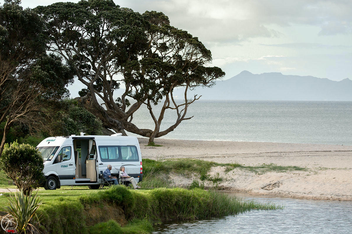 Maui Ultima Plus, 2+1-Bett Premium Camper, self-contained, Freedom Camping