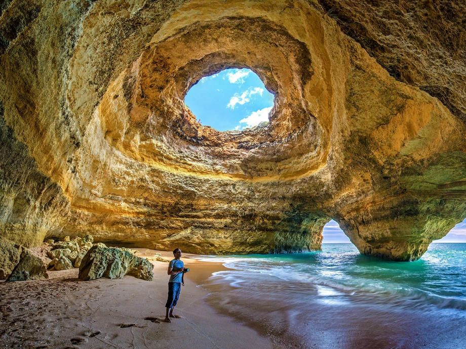 Höhle am Praia de Benagil Pirtugal Algarve