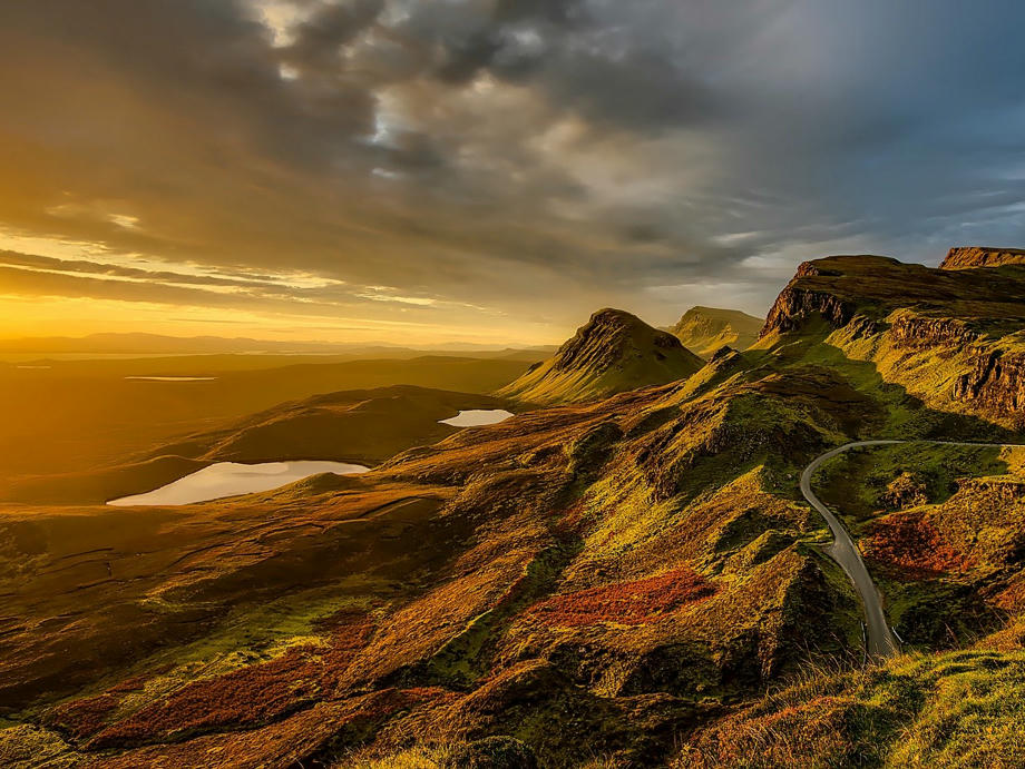 Isle of Skye, Schottland Straßen, Serpentinen, Landschaft Highlands, Sonnenuntergang