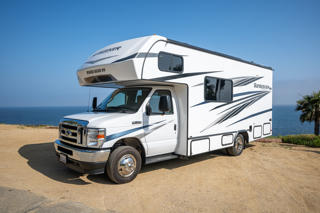 Road Bear RV Class C 23-25' (M) Motorhome Detail